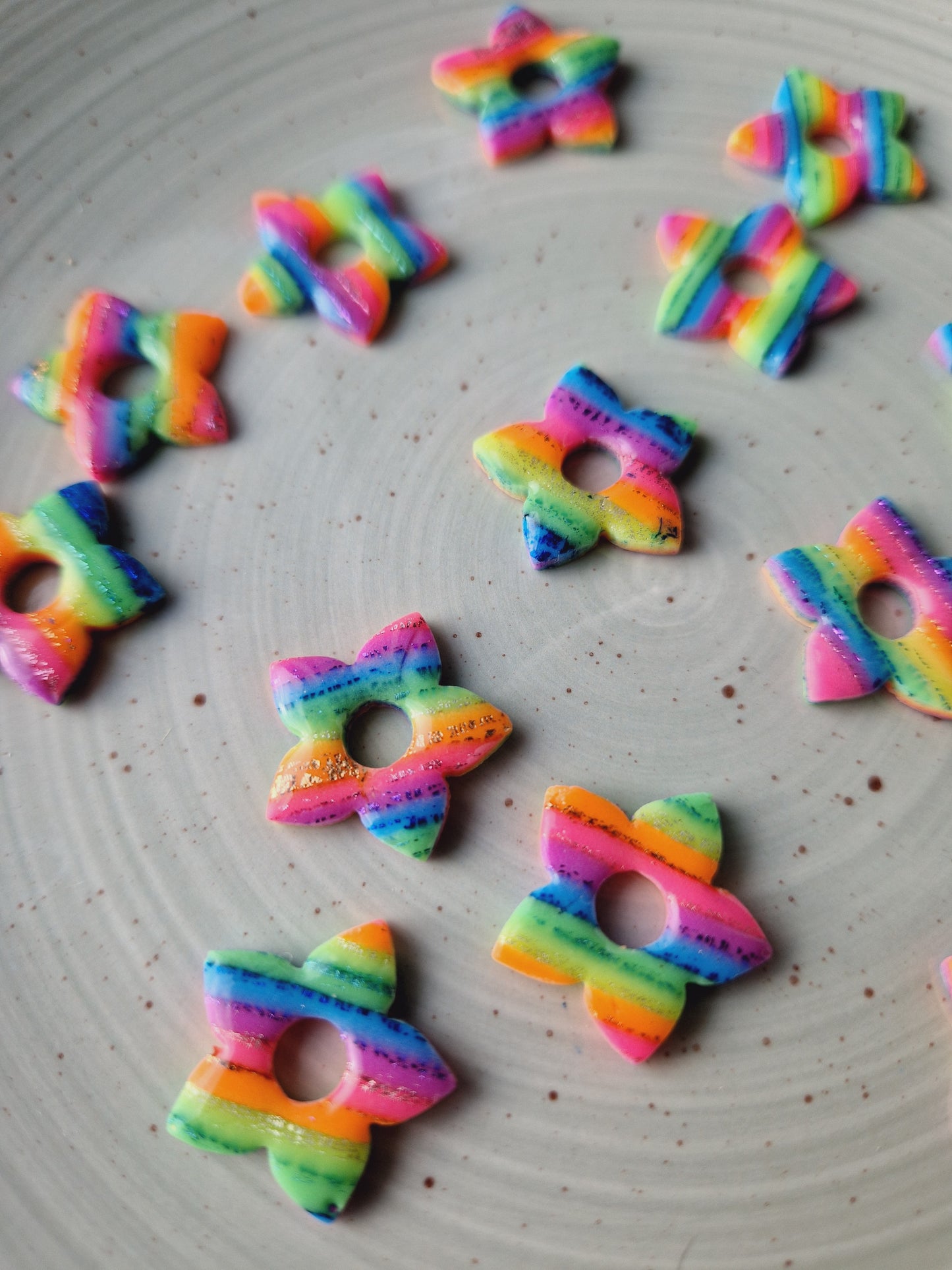 Minies pampilles Rainbow 🌈 (sans créoles.