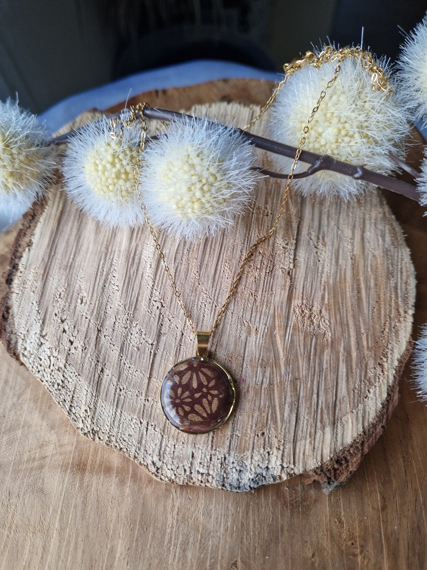 Collier.