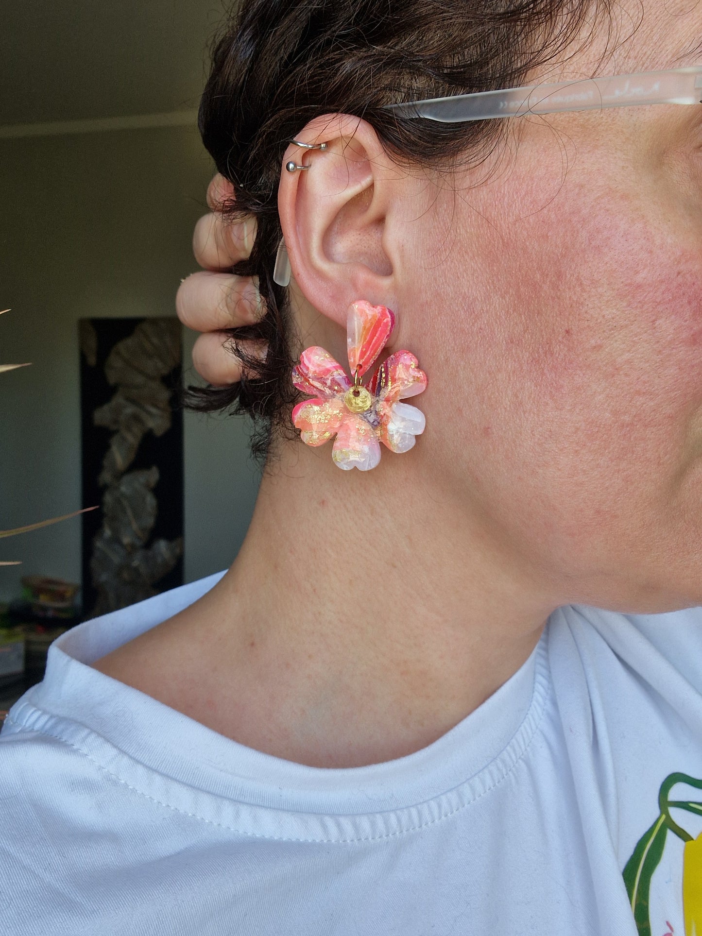 Boucles "Fleurs pétale 🌸" Pierre d'agate rose.