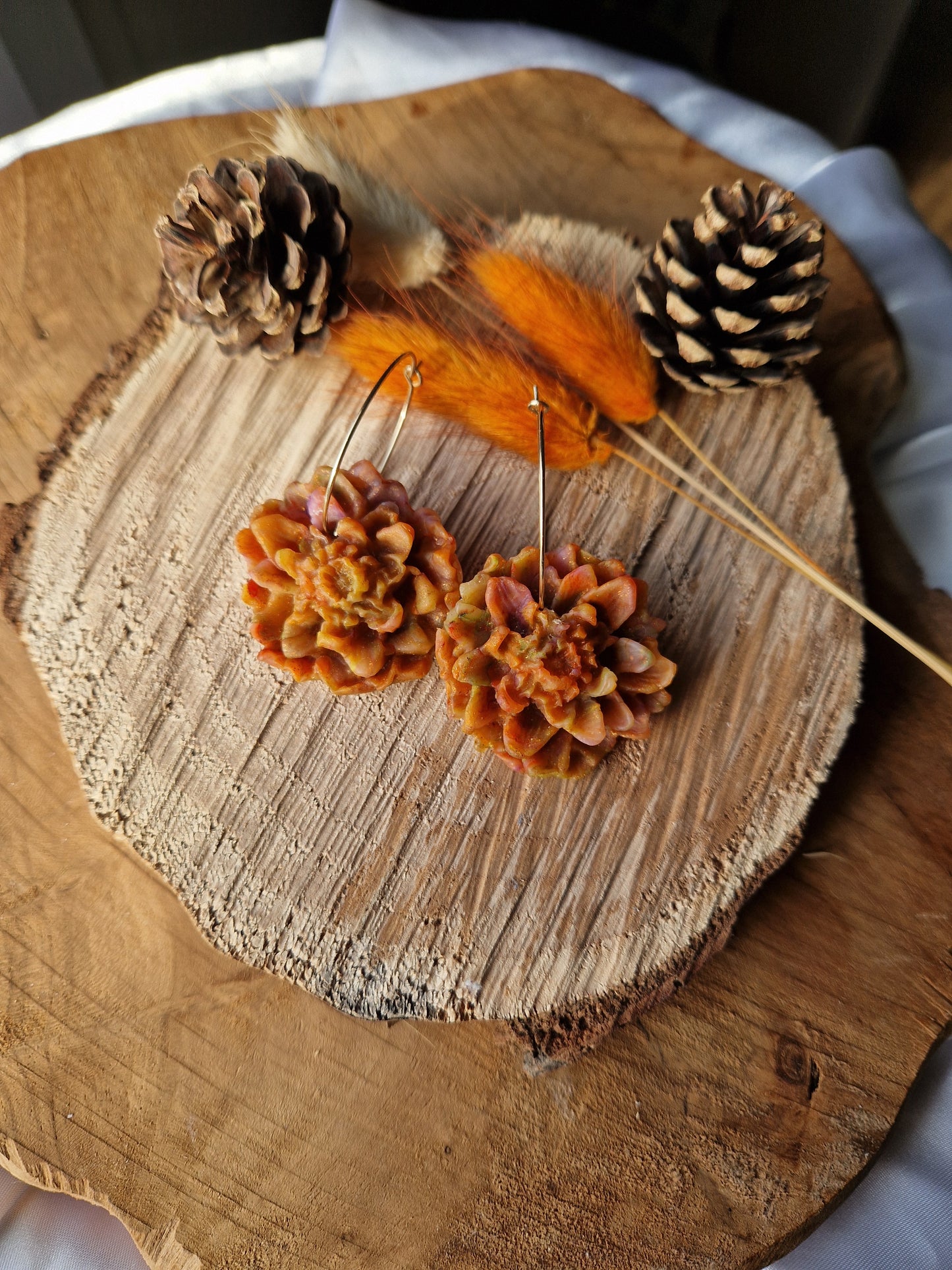 Boucles fleur chrysanthème.