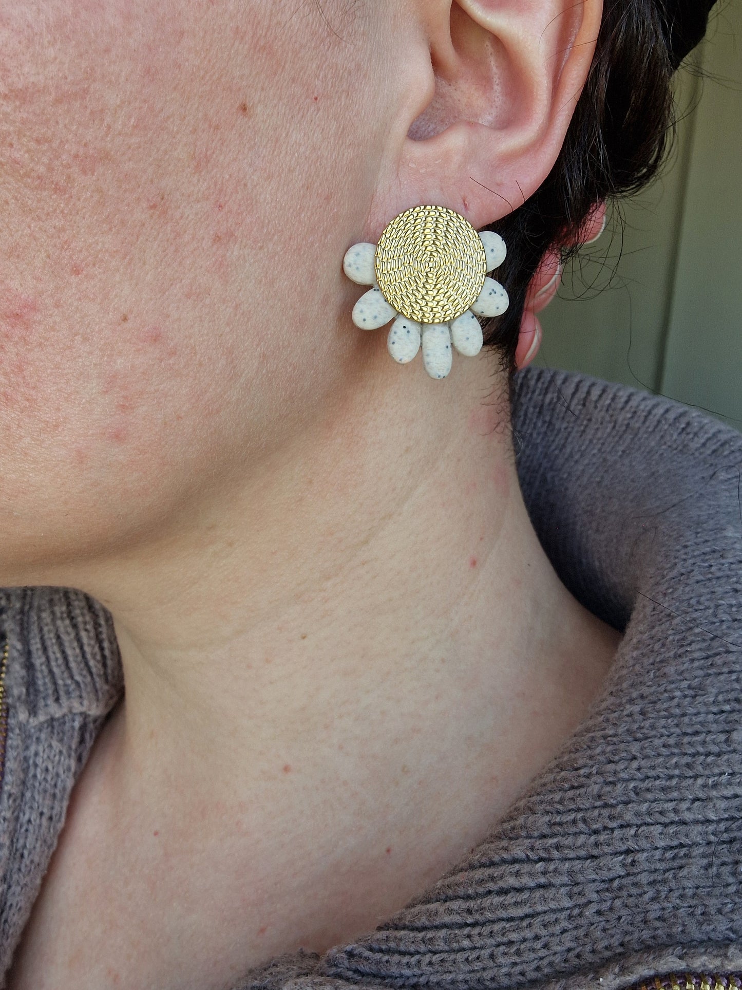 Boucles "Fanny" granit beige or.