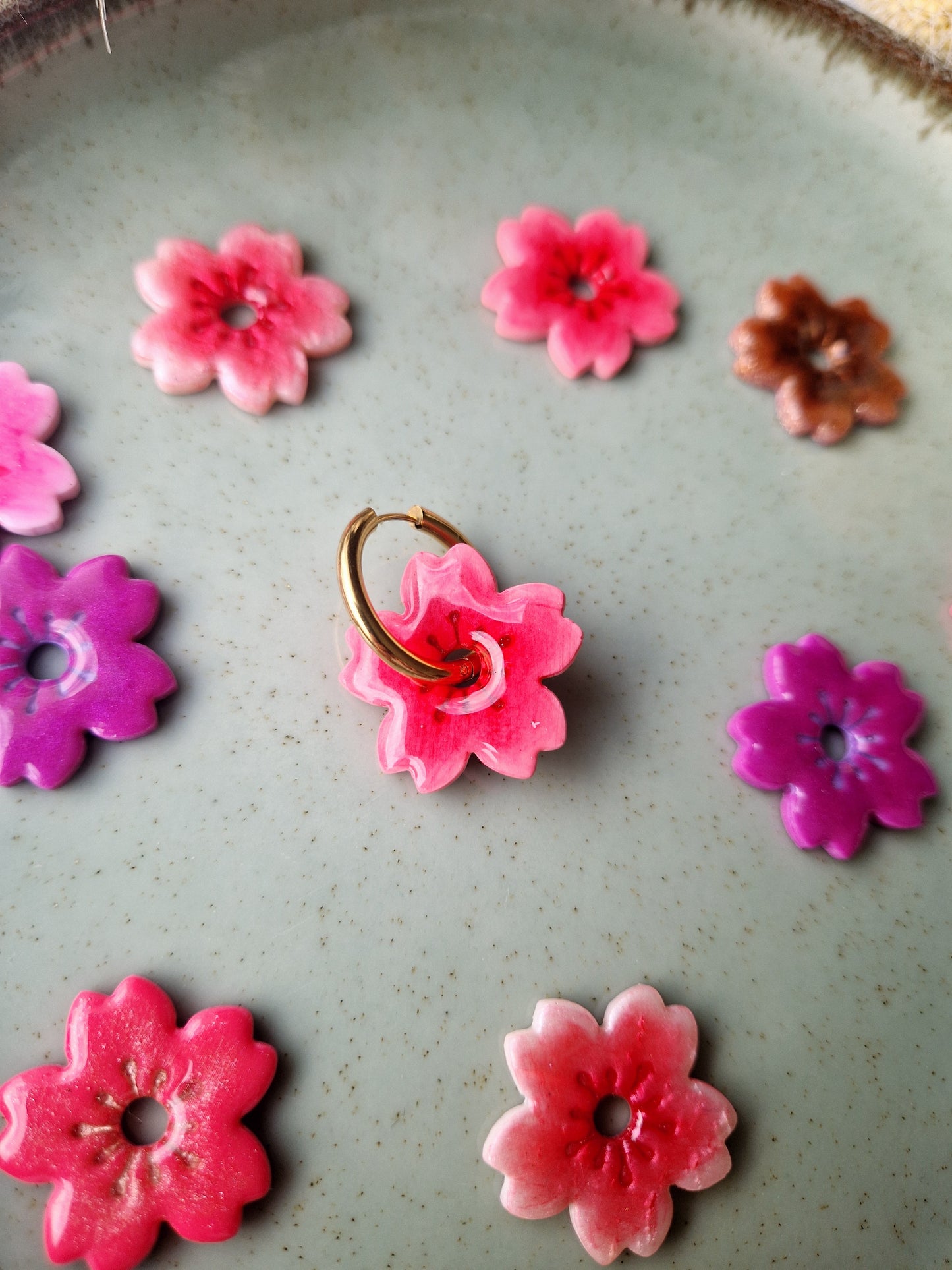 Pampilles "Fleurs de Cerisier 🌸" finition brillante (sans créoles).