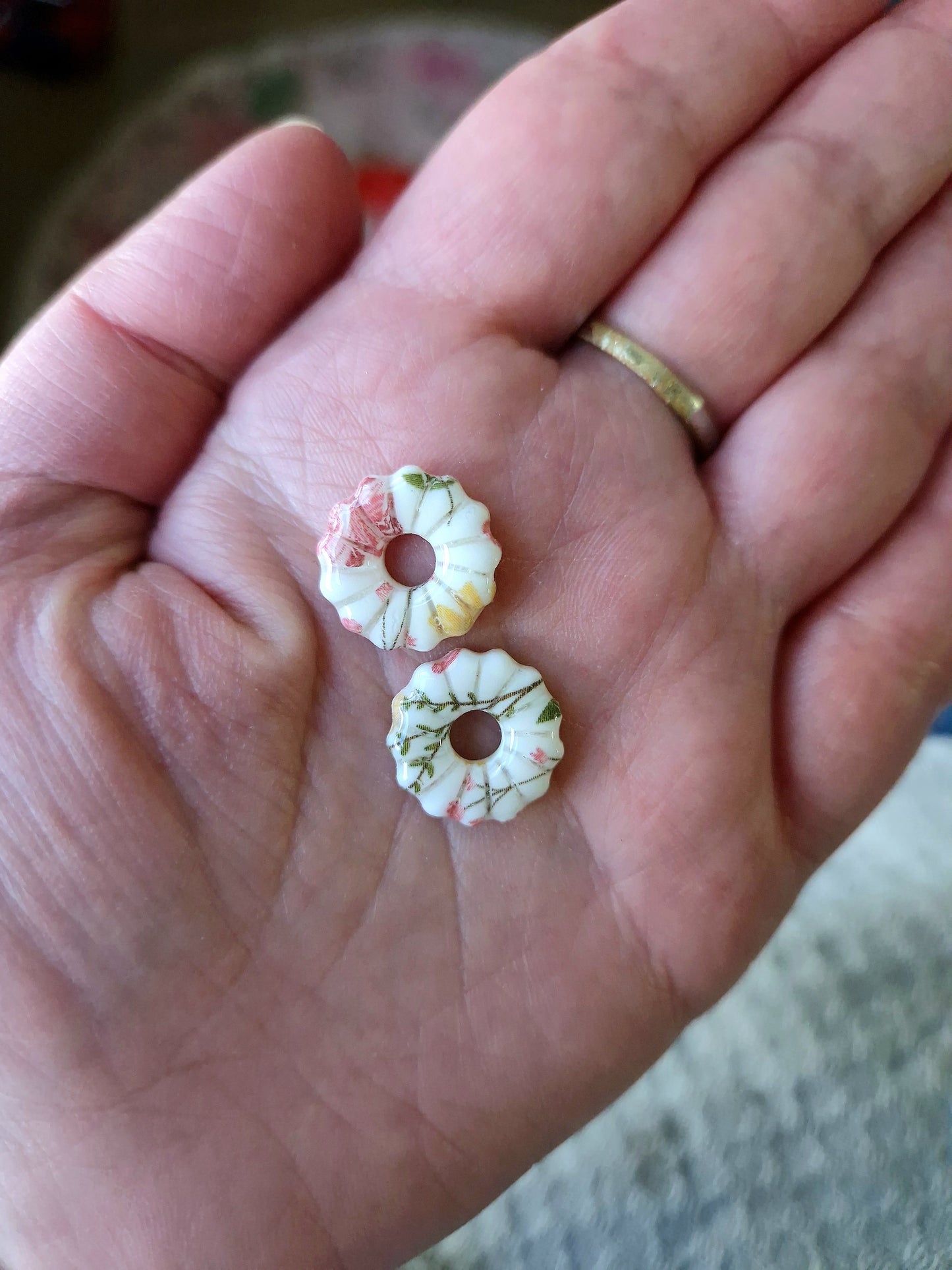 Minies pampilles imprimé floral 💙💛🤎(sans créoles) mates.