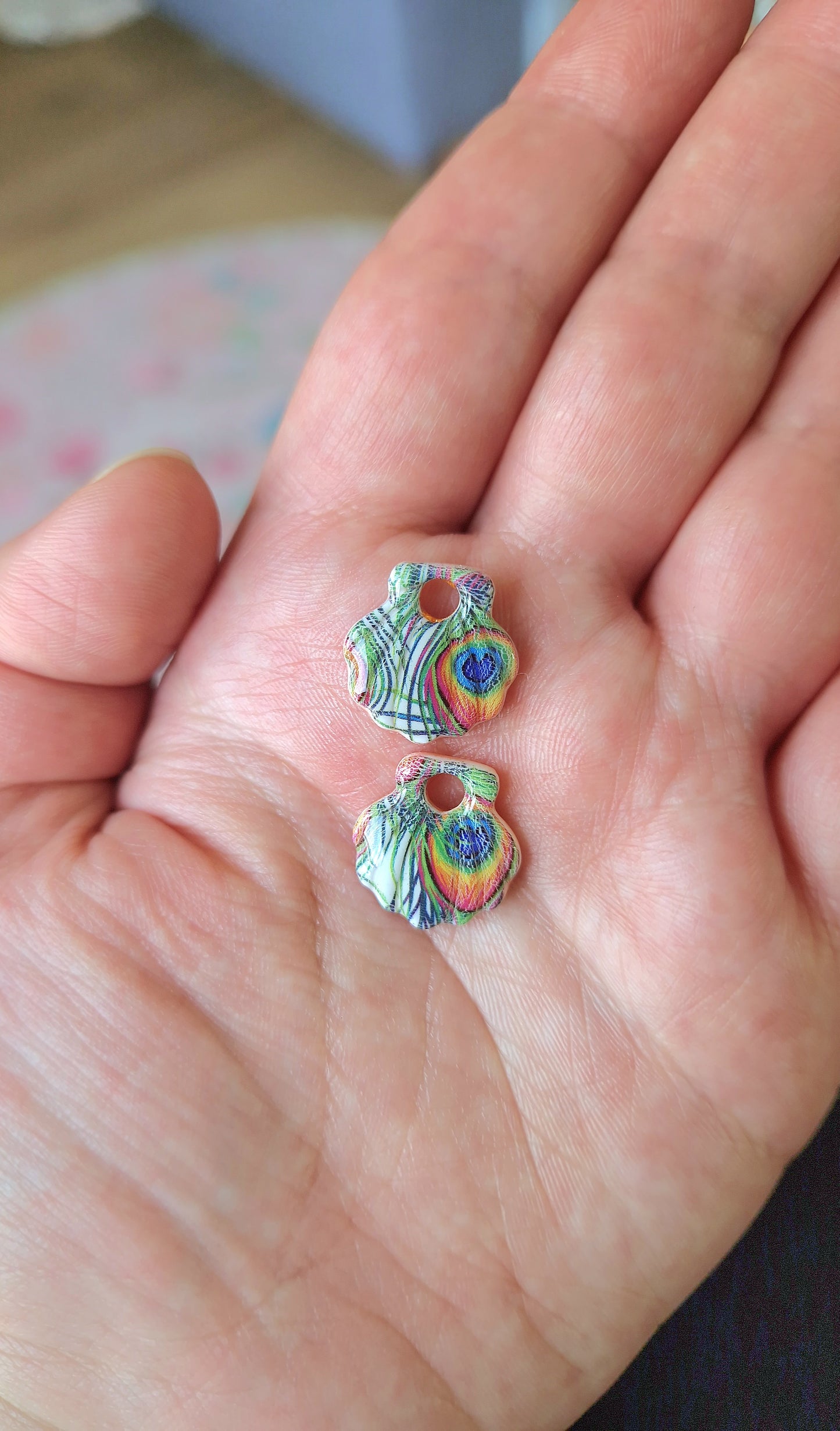 Minies pampilles "Plumes de Paon 🦚🧡" (sans créoles) finition brillante.