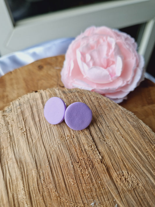 Puces rondes lilas.