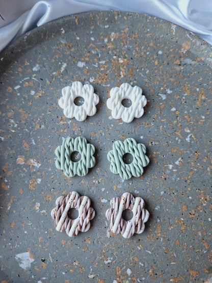 Pampilles effet mailles 🧶 mates.(sans créoles).