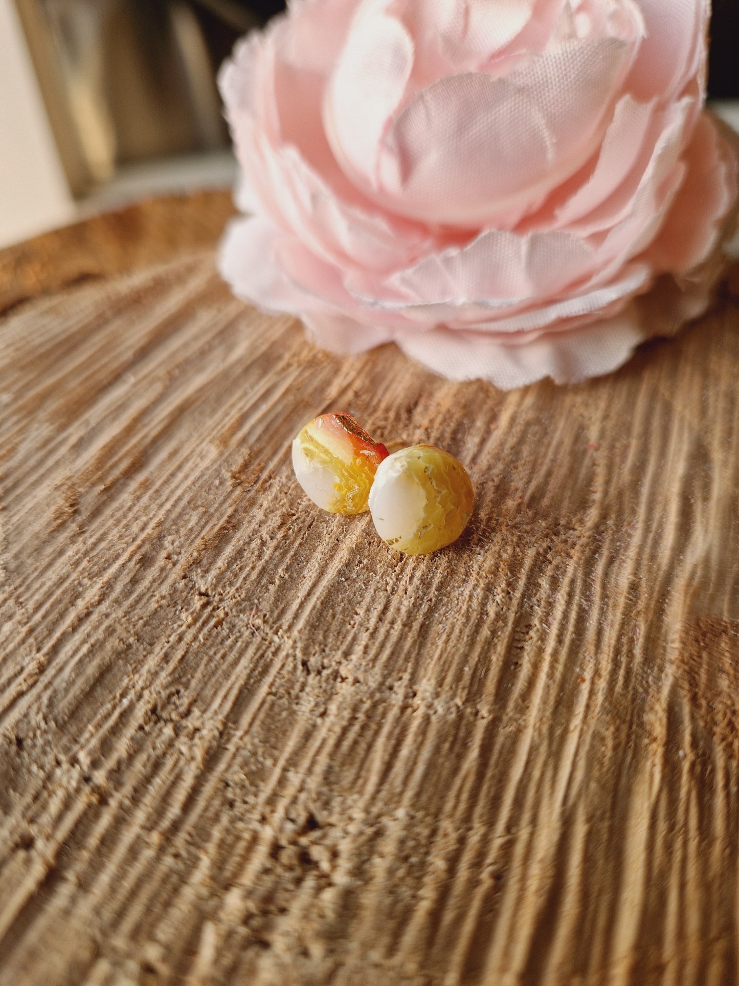Puces 1 cm 💛🧡🤍