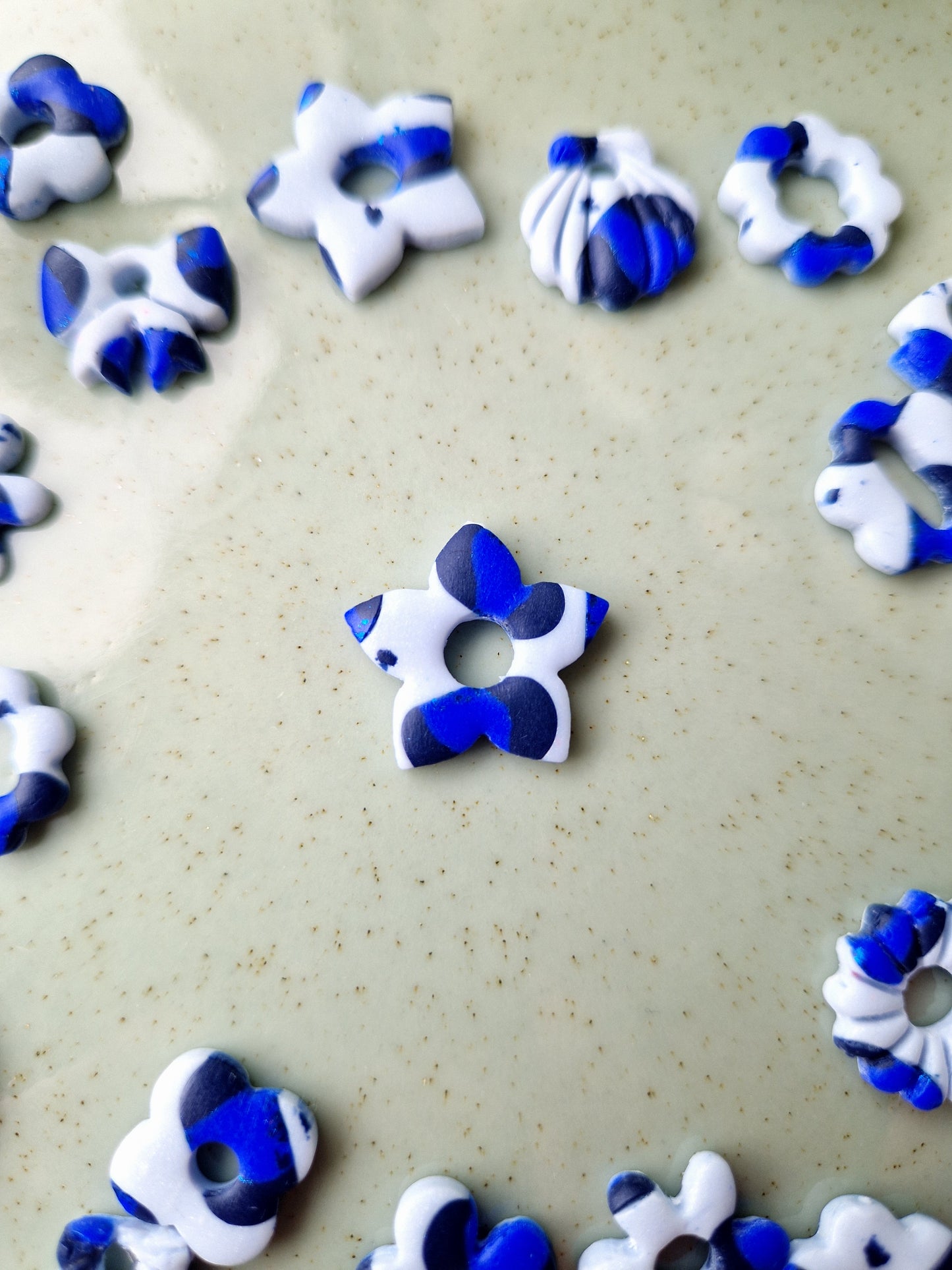 Minies pampilles "Léopard 🐆💙" (sans créoles).