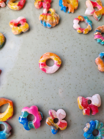 Minies pampilles effet pierre d'agate Rainbow 🌈 finition brillantes (sans créoles)