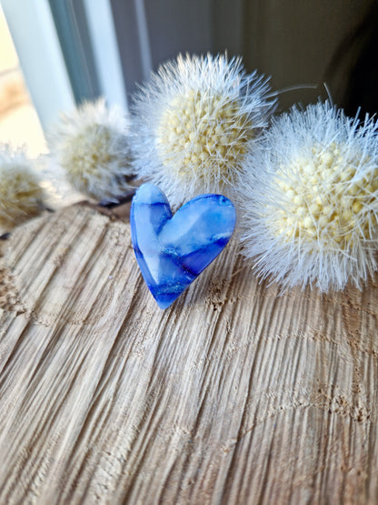 Pin's cœur marbré bleu 💙
