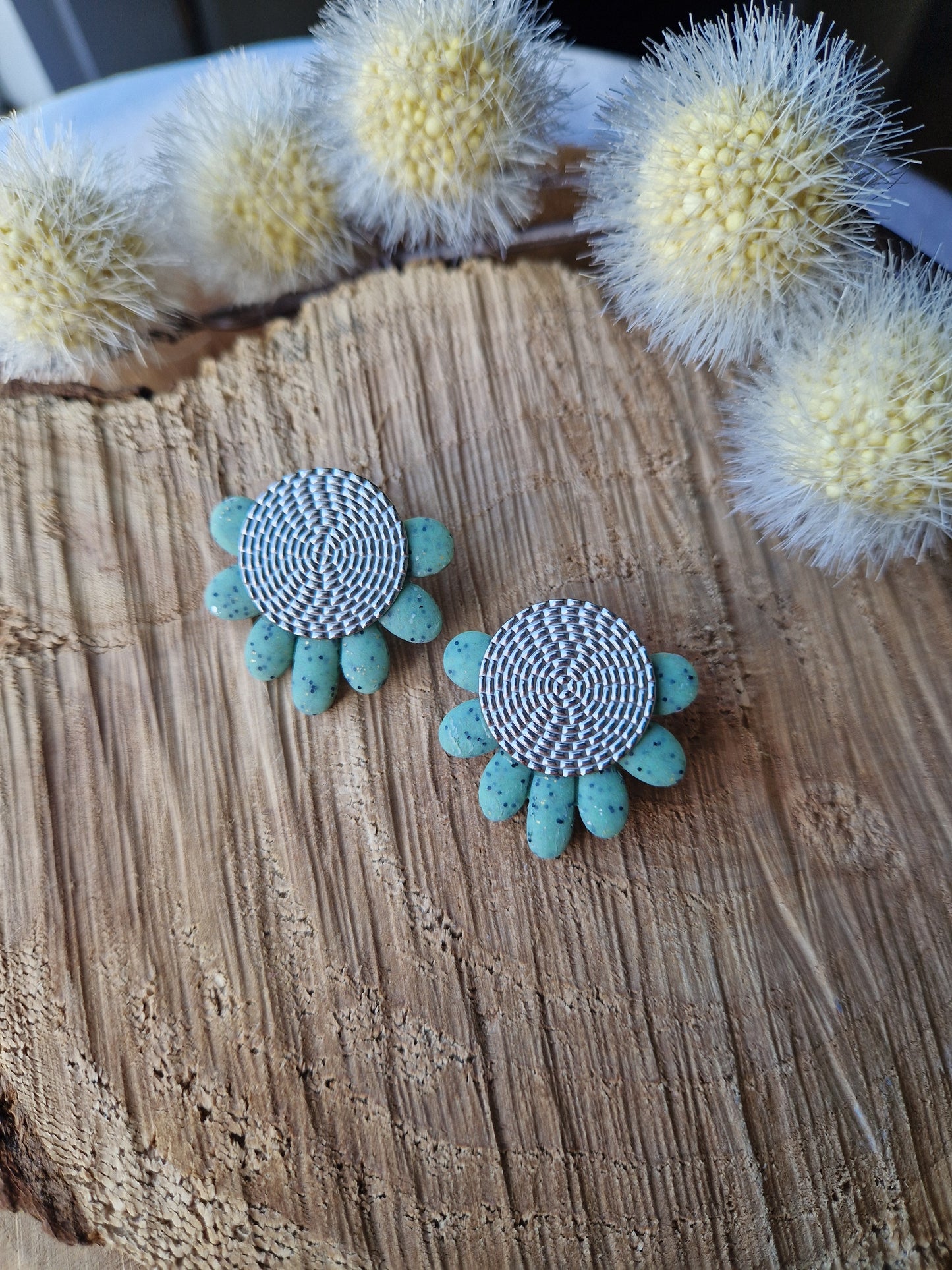 Boucles "Fanny" granit vert argent.