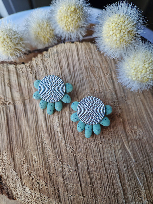 Boucles "Fanny" granit vert argent.