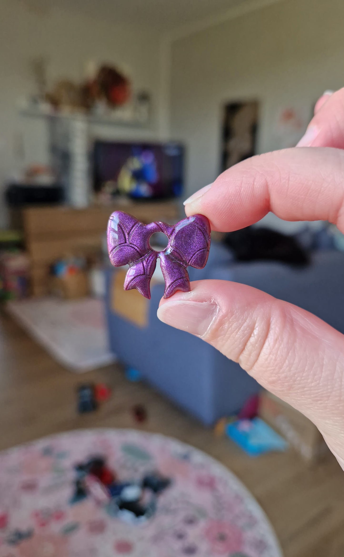 (DESTOCKAGE -30%) Pampilles écailles caméléon 💛💚💜 finition brillante (sans créoles).