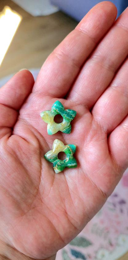 Minies pampilles effet "pierre d'agate" 💚🩵🧡🩷 finition brillante (sans créoles).