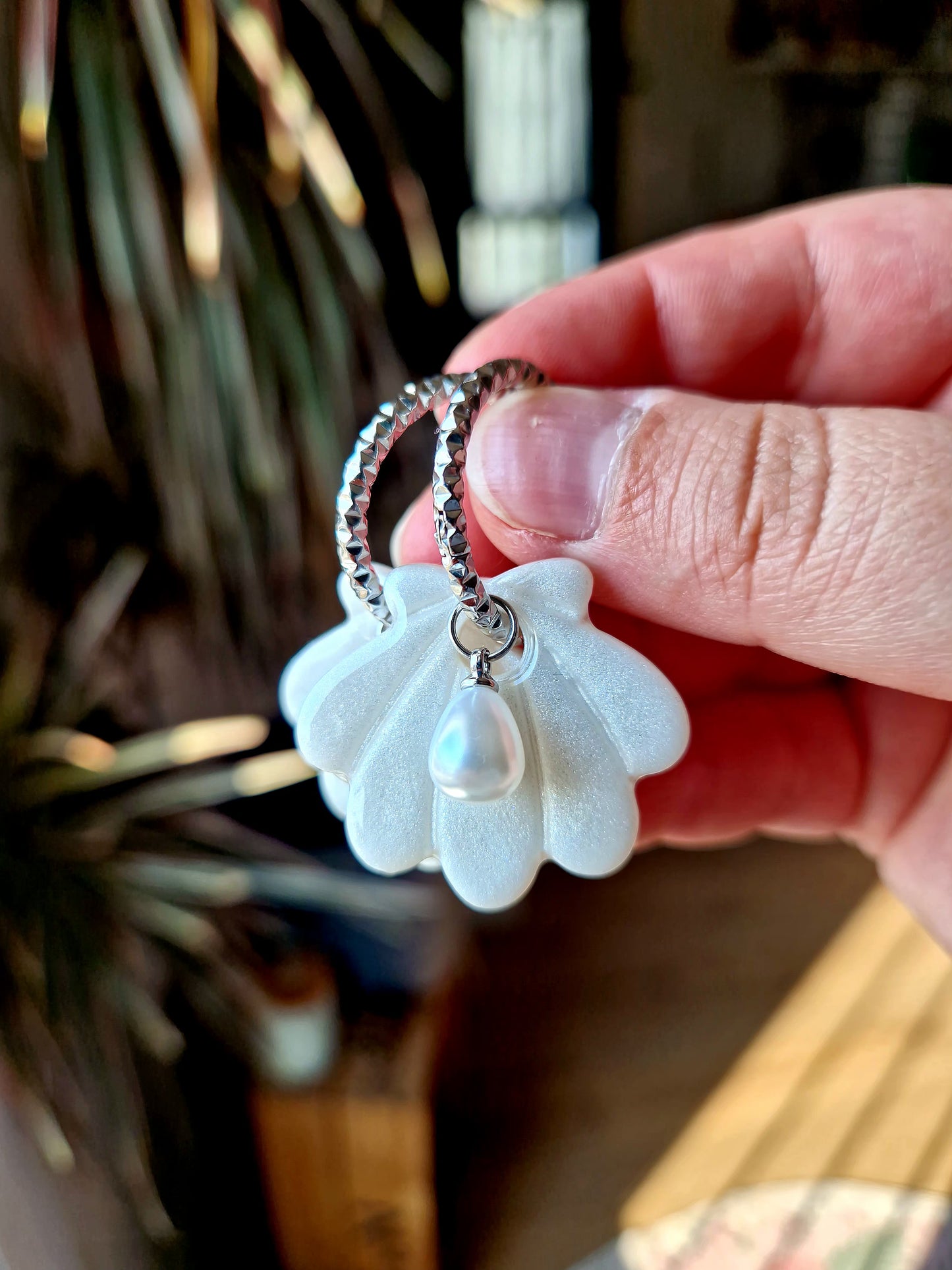 Pampilles "Blanc nacré 🤍✨️" (vendues sans créoles).