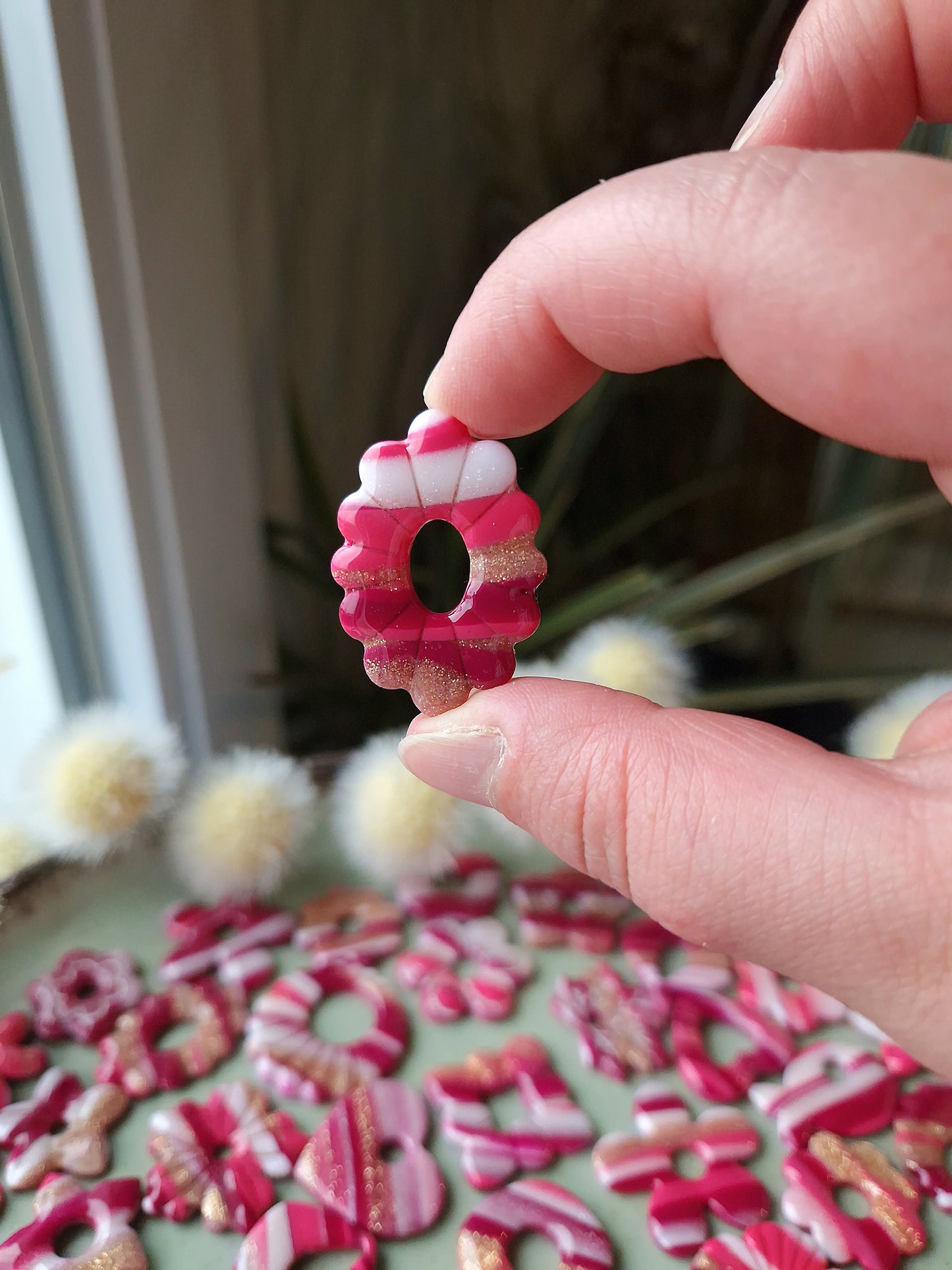 Pampilles "Framboise givrée 💓" finition brillante (sans créoles).