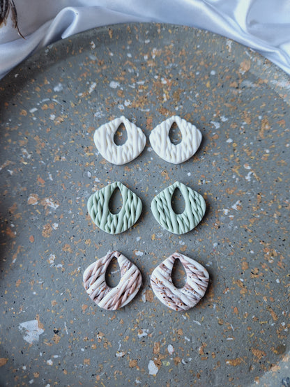 Pampilles effet mailles 🧶 mates.(sans créoles).