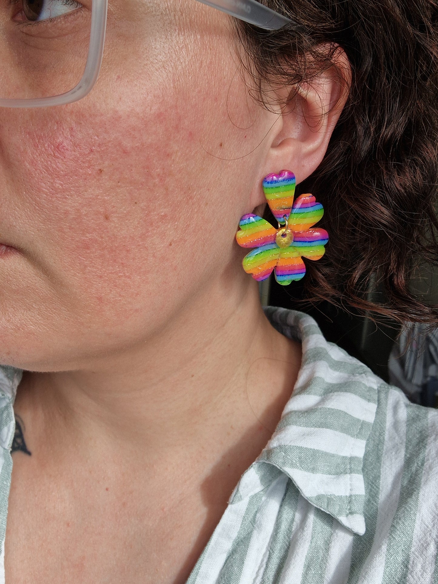 Boucles "Fleurs pétale 🌸" Rainbow 🌈