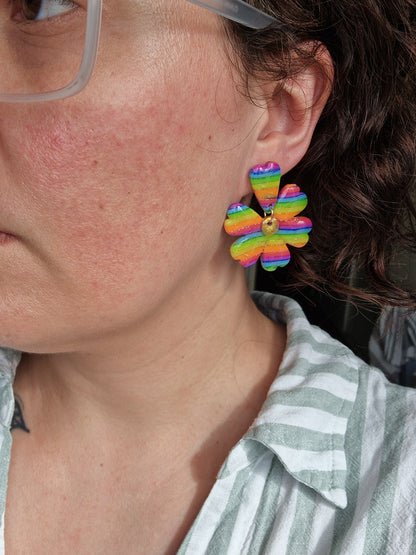 Boucles "Fleurs pétale 🌸" Rainbow 🌈