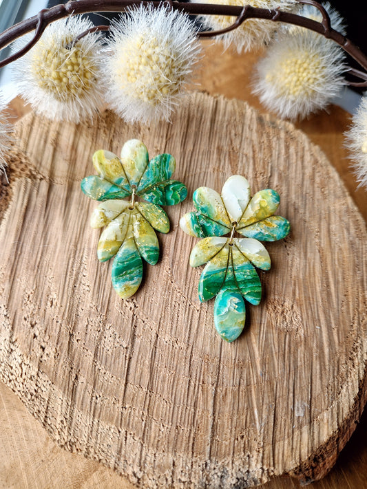 Boucles "Aglaë" Pierre d'agate verte.