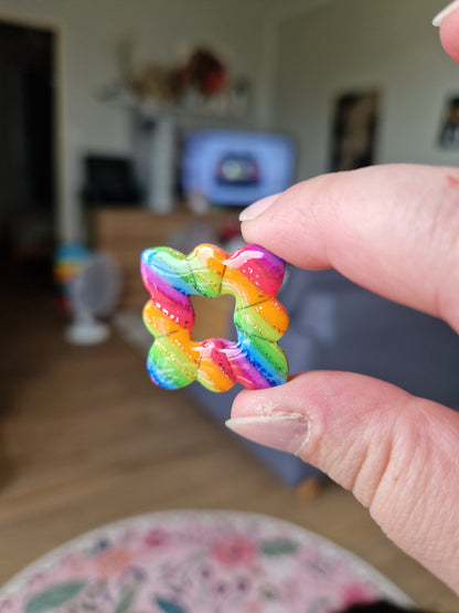 Pampilles Rainbow 🌈 (sans créoles) finition brillante.