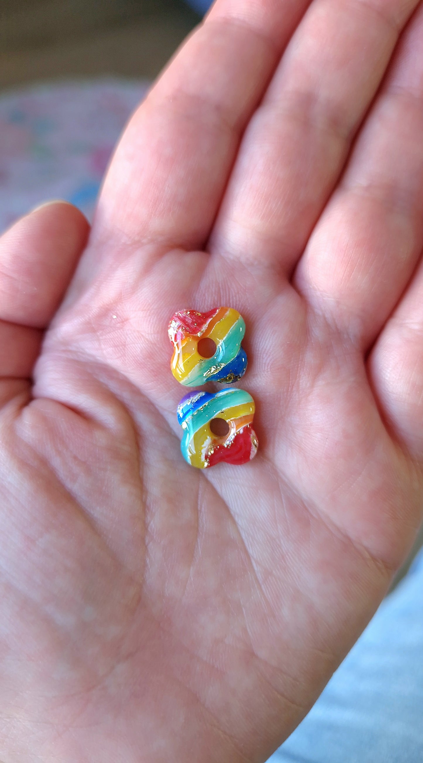Minies pampilles effet pierre d'agate Rainbow 🌈 finition brillantes (sans créoles)
