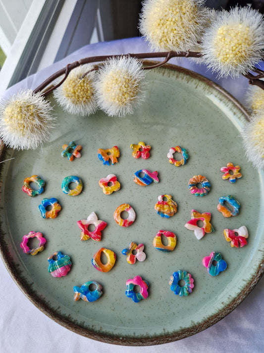 Minies pampilles effet pierre d'agate Rainbow 🌈 finition brillantes (sans créoles)