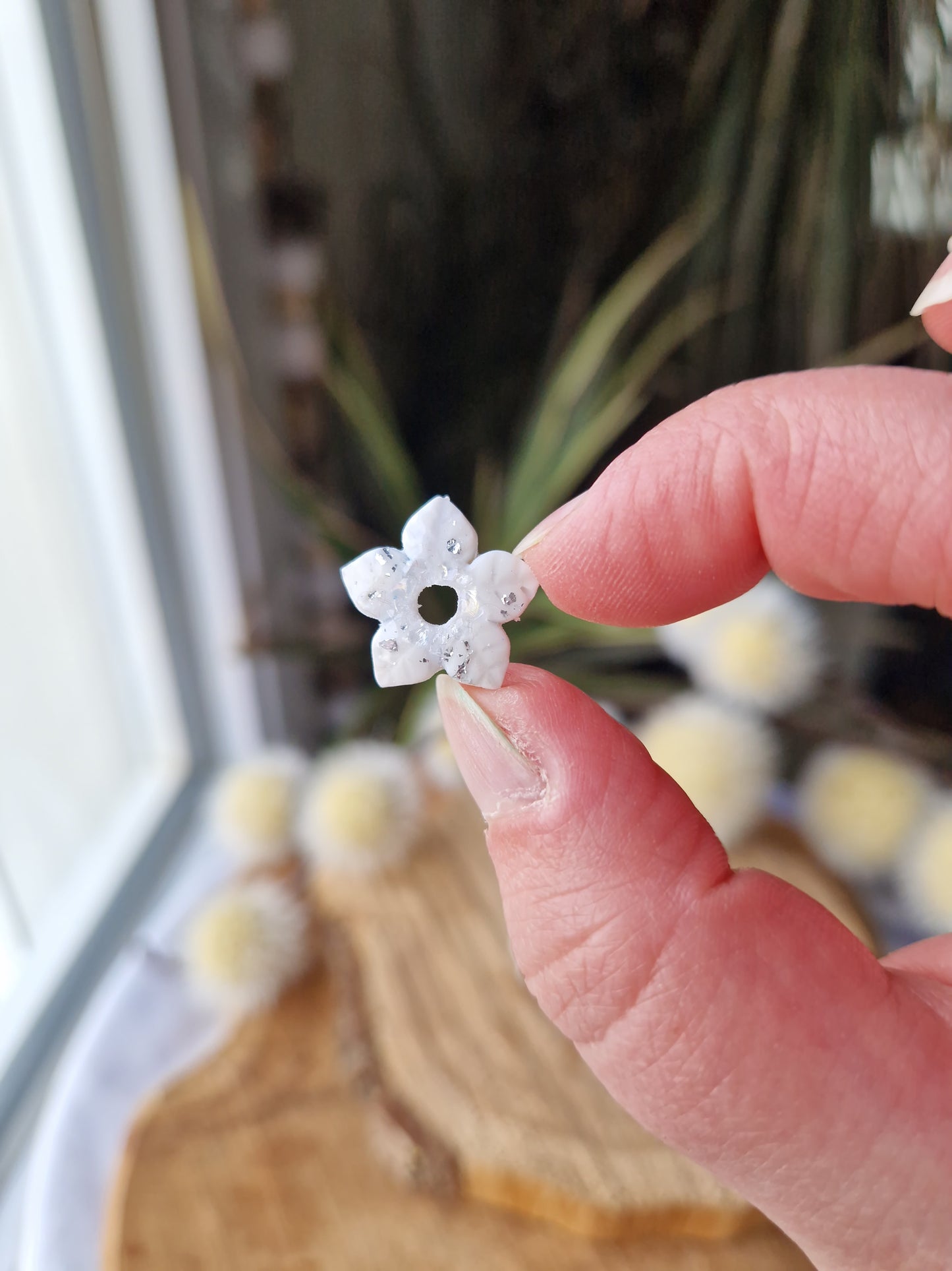 Pampilles "Fleurs de Noël" petites (sans créoles) blanc argent 🤍🩶