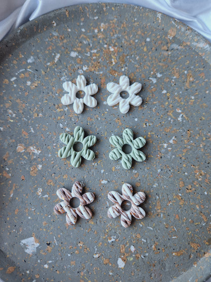 Pampilles effet mailles 🧶 mates.(sans créoles).