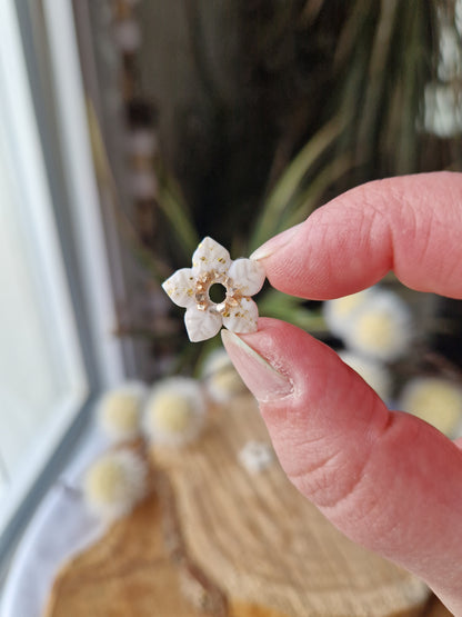Pampilles "Fleurs de Noël" petites (sans créoles) blanc et or 🤍💛