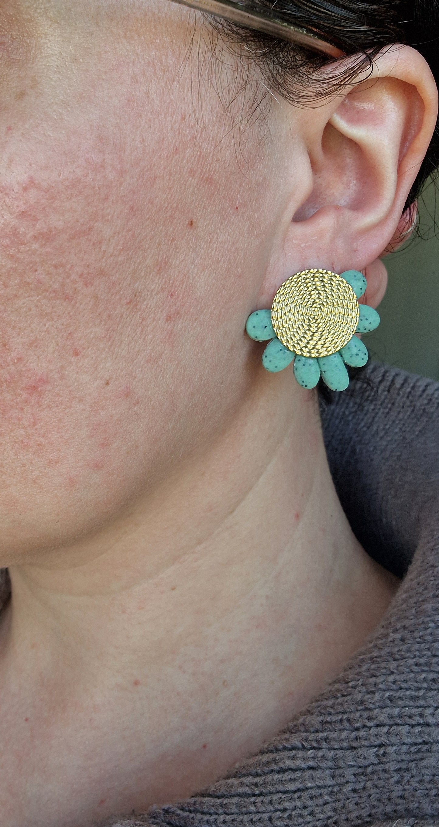 Boucles "Fanny" granit vert or.