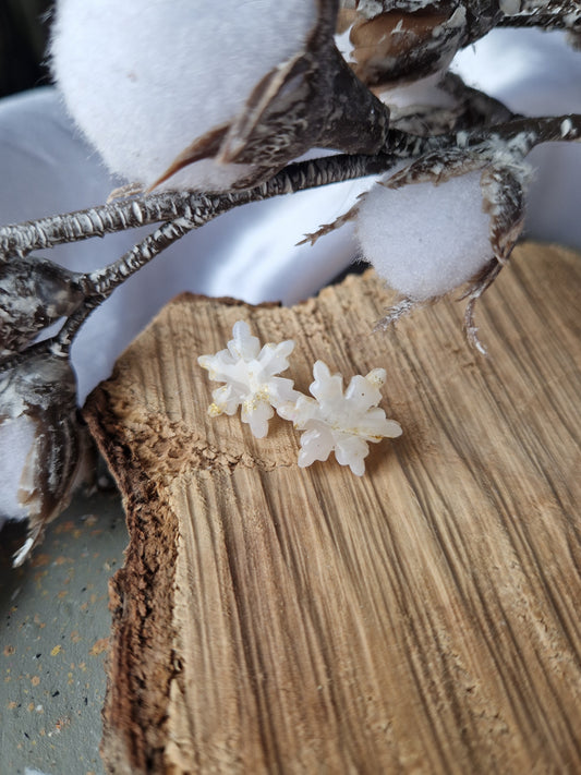 Puces d'oreilles "Flocons❄️" blanc or.
