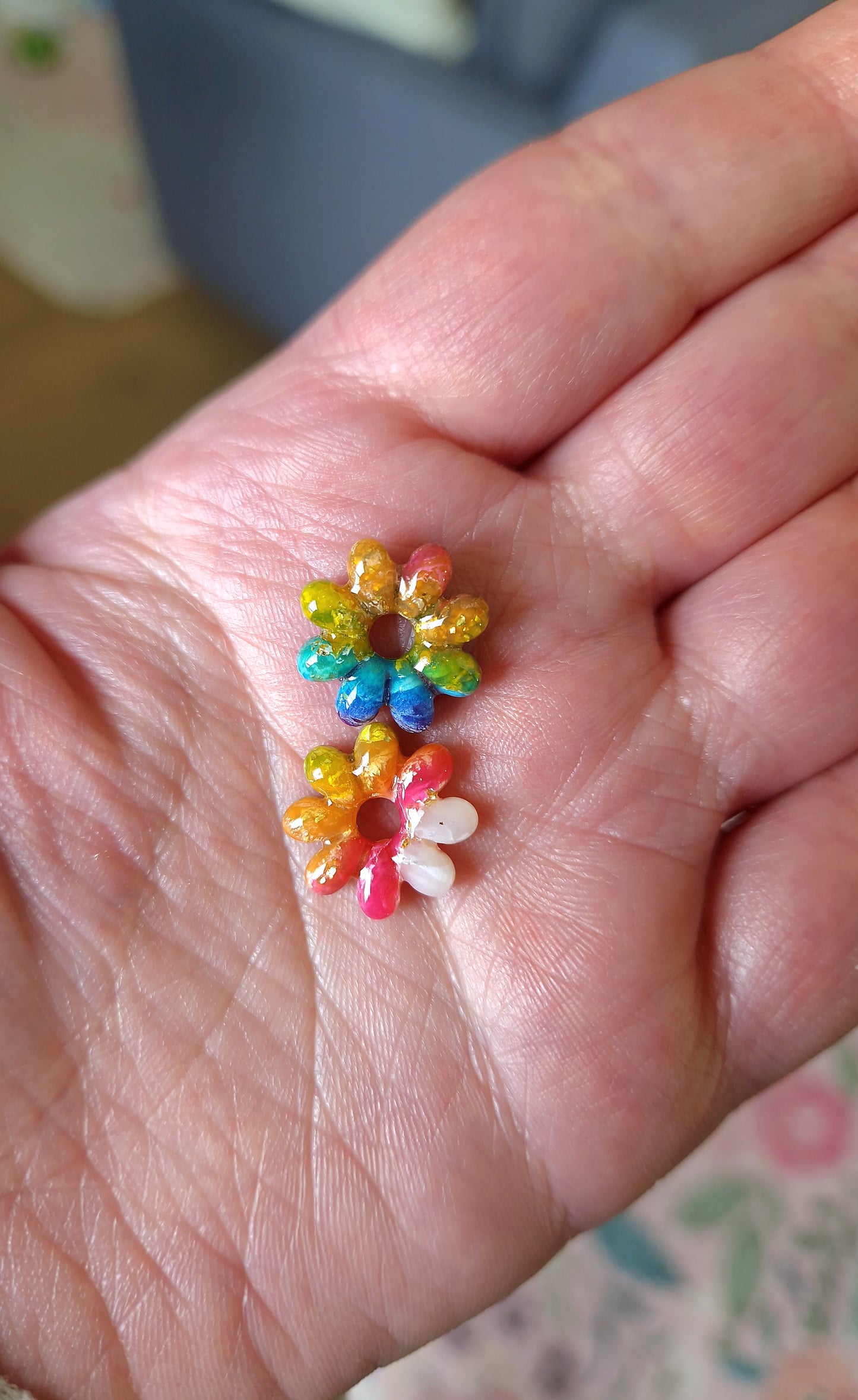 Minies pampilles effet pierre d'agate Rainbow 🌈 finition brillantes (sans créoles)
